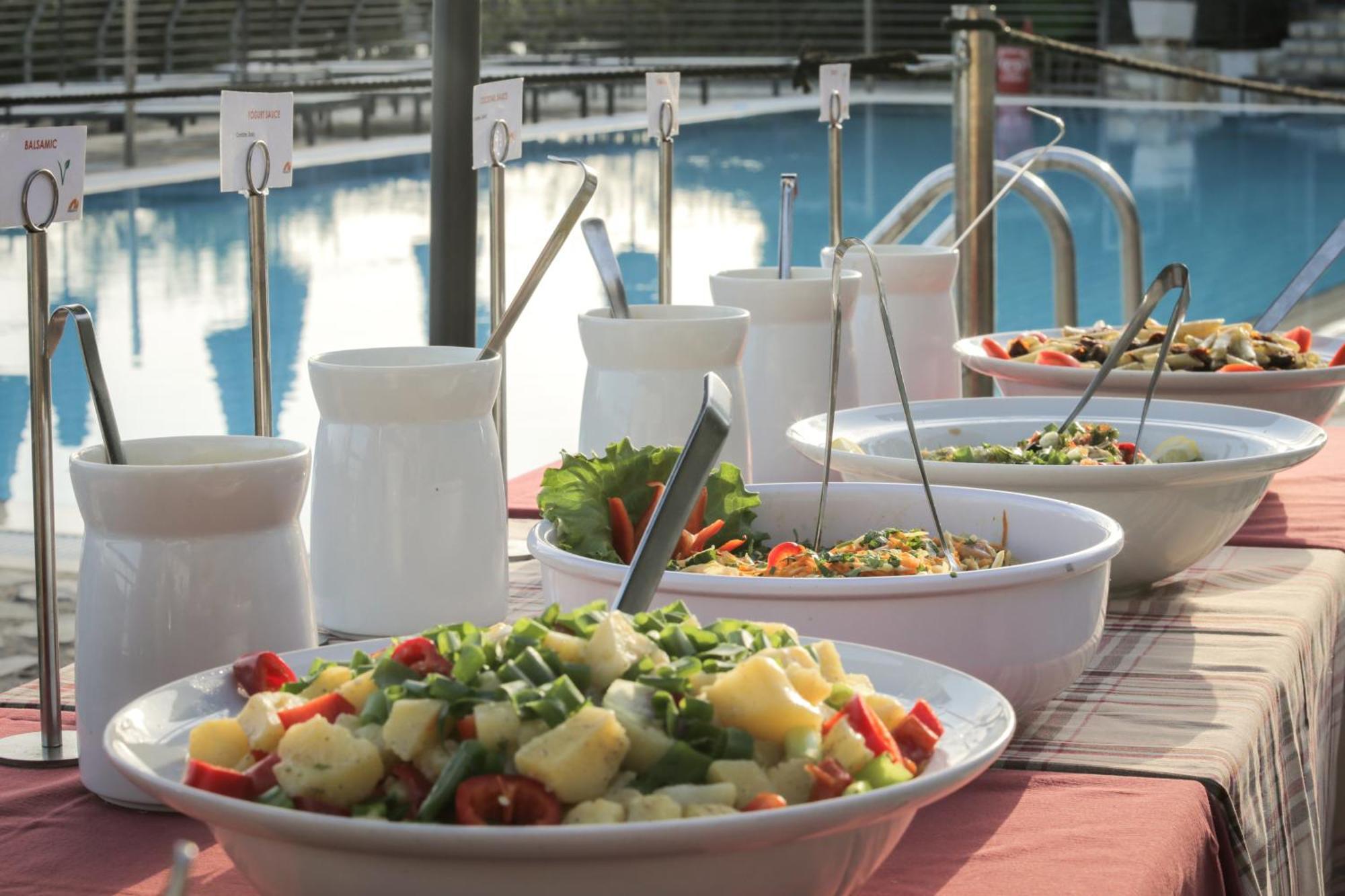 Neilson Messini Activity Beach Club Hotel Calamata Exterior foto