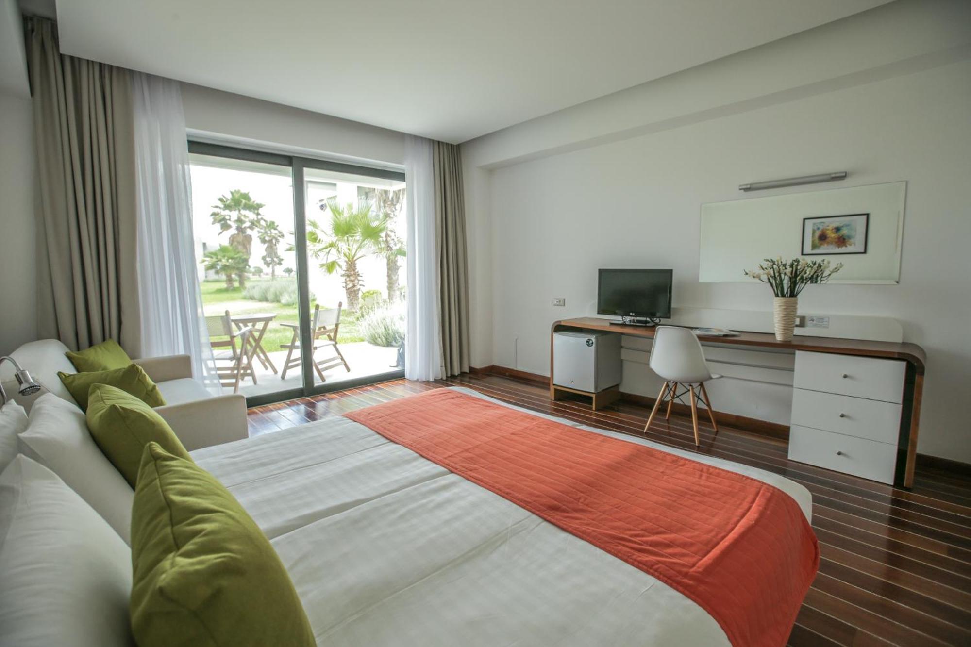 Neilson Messini Activity Beach Club Hotel Calamata Exterior foto