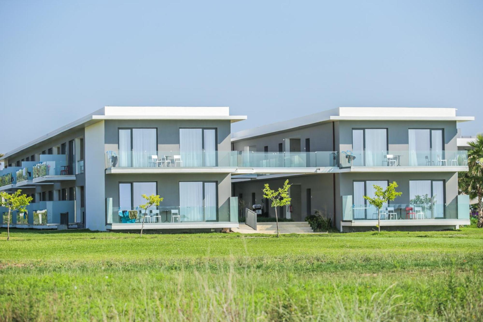 Neilson Messini Activity Beach Club Hotel Calamata Exterior foto